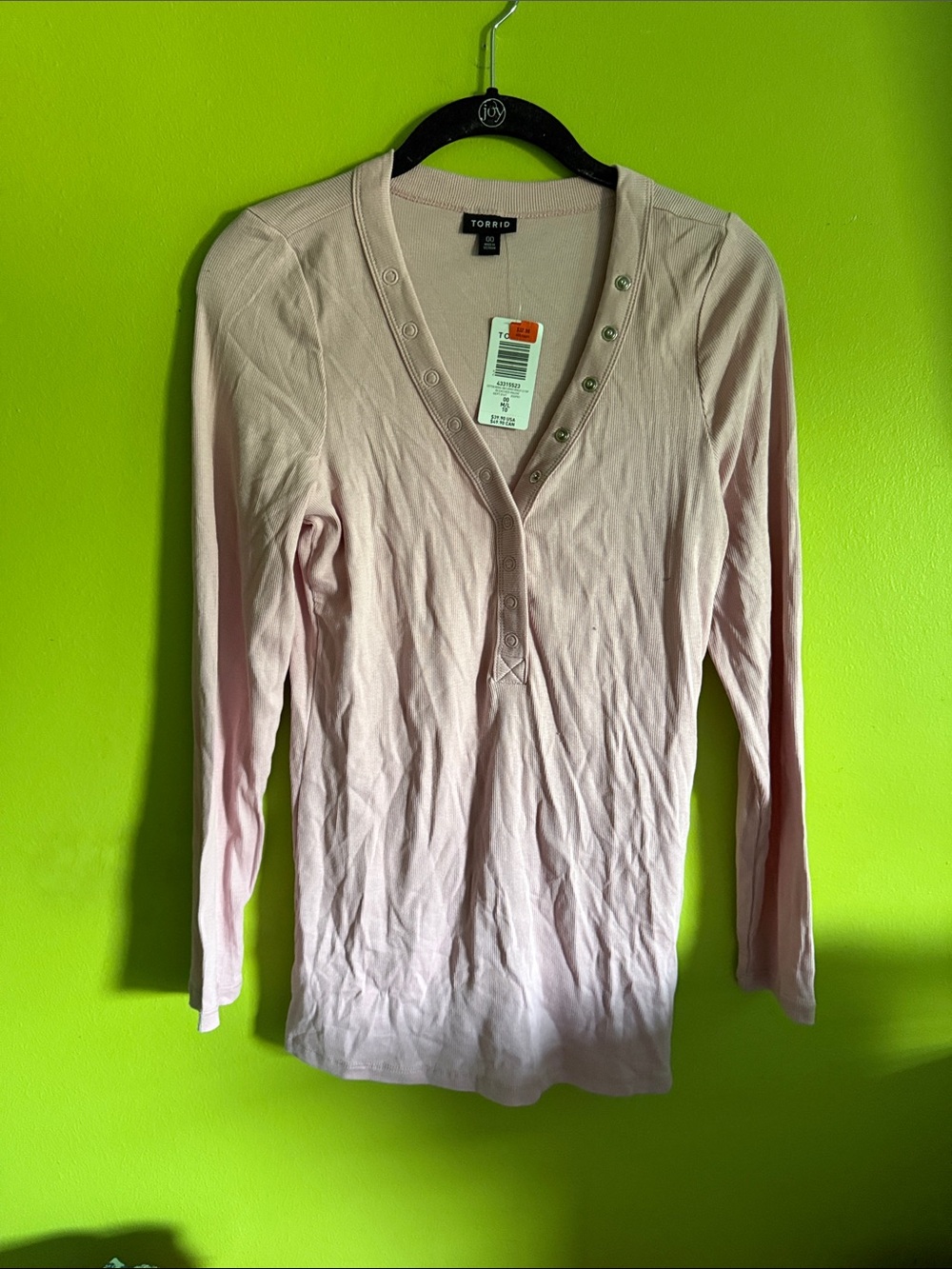 NWT Torrid Light Mauve Ribbed Stretch Snap Button Henley Top Shirt Size 00 M 10